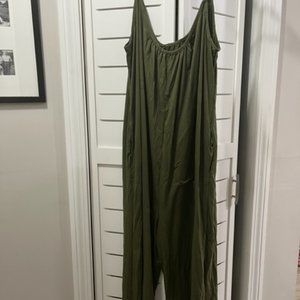 Sleeveless Jumpsuite - Size XXL - Never work - Olive Green